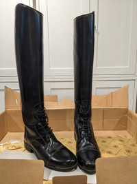 Tall Show Boots for Horseback Riding