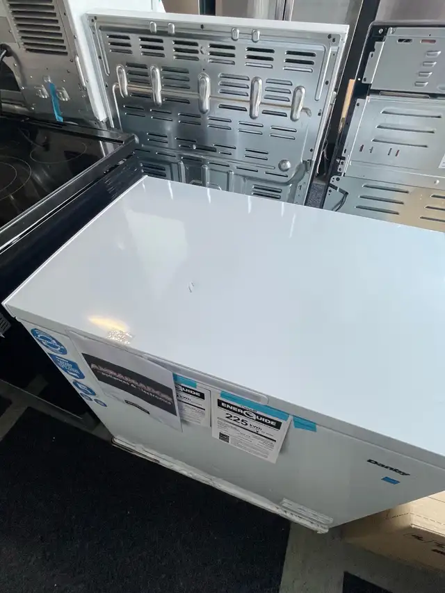 NEW Danby Chest Freezer (MANUAL DEFROST) 7.0 Cu.Ft in Freezers in London - Image 9