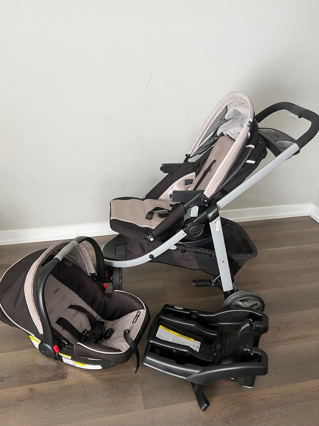 Stroller for sale in Strollers, Carriers & Car Seats in Ottawa