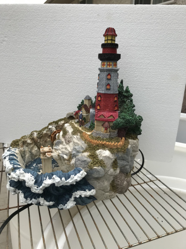 Large Tabletop Lighthouse & Village Water Fountain in Hobbies & Crafts in Winnipeg - Image 4