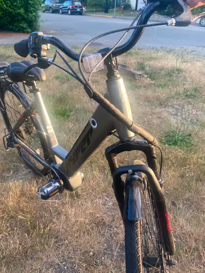Hyper Electric Assist Bike, View more