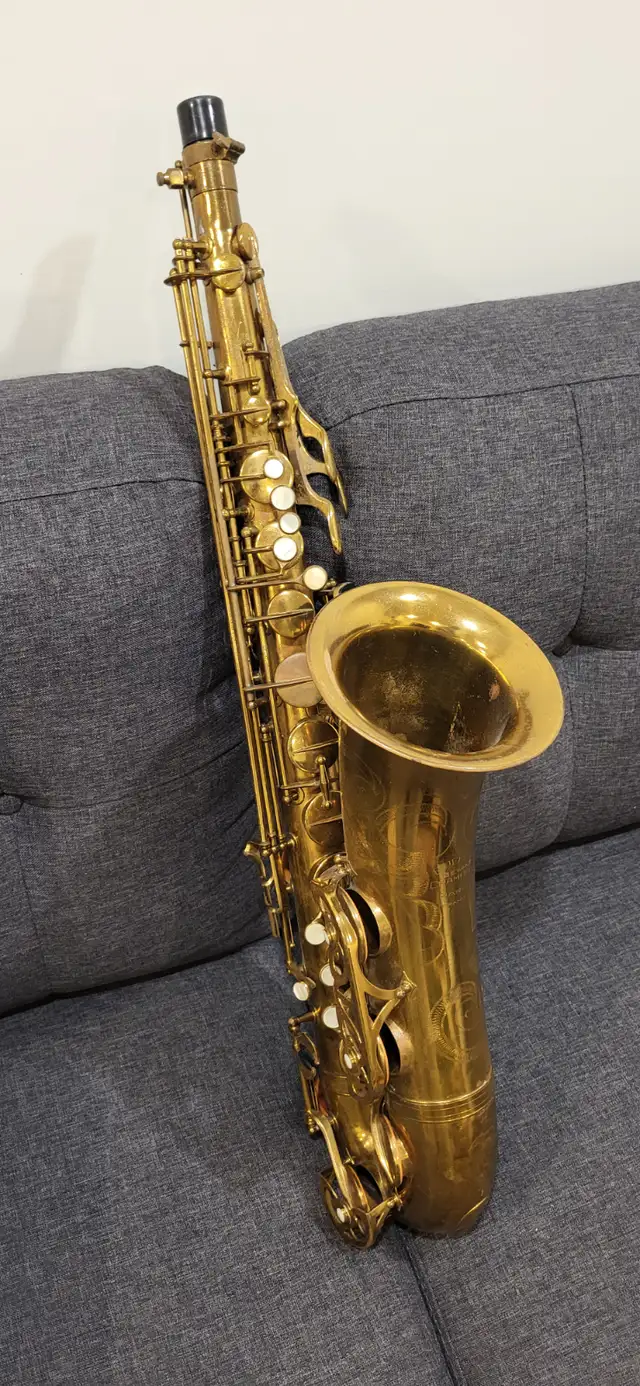Vintage 1965 Buffet SDA Tenor Saxophone in Woodwind in City of Toronto - Image 3