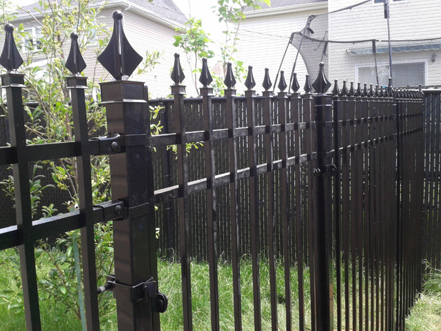 clôture/fence a vendre avec installation la saison commence! dans Terrasses et clôtures  à Longueuil/Rive Sud - Image 3