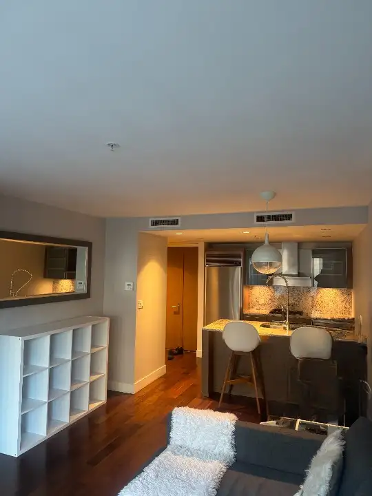 Luxury Downtown Living at Park Hyatt – North-Facing 1 Bedroom in Long Term Rentals in Vancouver - Image 6
