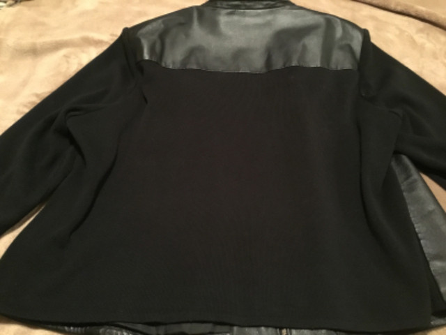 CARDIGAN 3X femme, cuir et lainage noir dans Femmes - Hauts et vêtements d'extérieur  à Lanaudière - Image 4