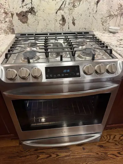 LG Gas stove - get it for $650 ($2500 paid, only 6 years old), View more