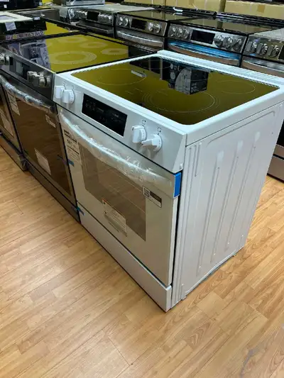 Frigidaire 30 inches electric range with 5 Burner , View more