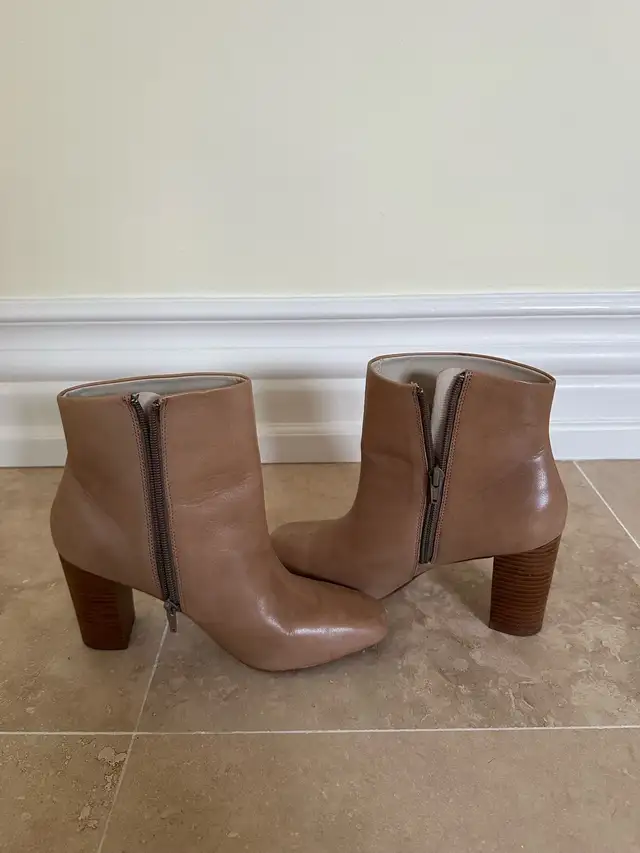 Zara women’s boots heels shoes in Women's - Shoes in City of Toronto - Image 6