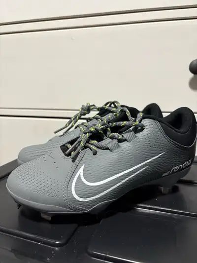 Women’s Nike baseball cleats, View more