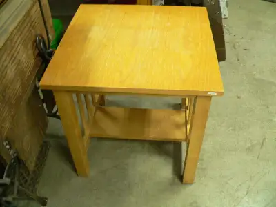 plusieurs meuble antique a différent prix., View more