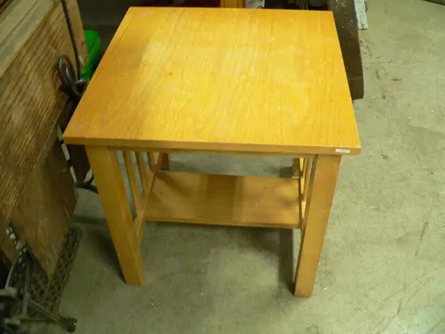 plusieurs meuble antique a différent prix. in Coffee Tables in Lanaudière - Image 2
