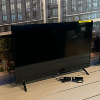 Pre-owned "TCL" 32" Smart TV