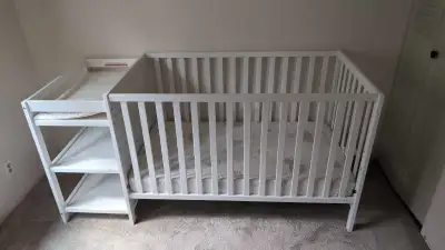 Convertible crib and changer with mattress, View more