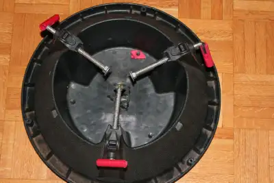 Hands down the best tree stand I have ever used, but only selling it because my building has banned...