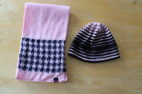 Toque scarf pink and black