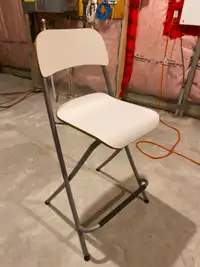 Bar stool with backrest, foldable, white.