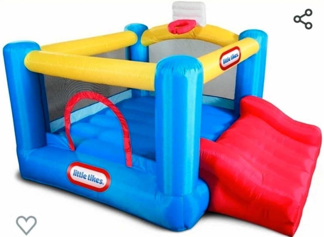 Little Tikes bouncy castle  in Toys & Games in Markham / York Region