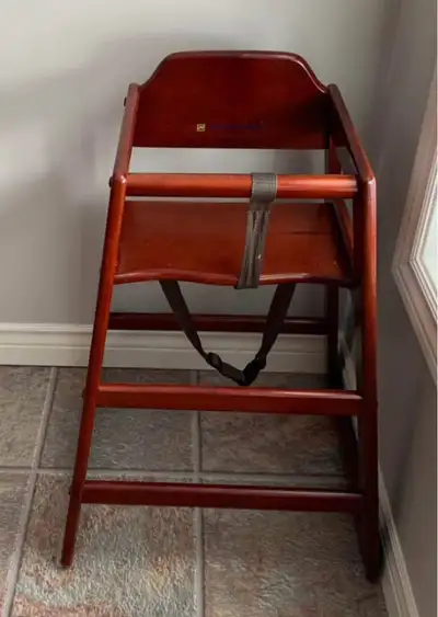 Toddler chair - can be used at table - table height - has seat belt - great condition only used for...
