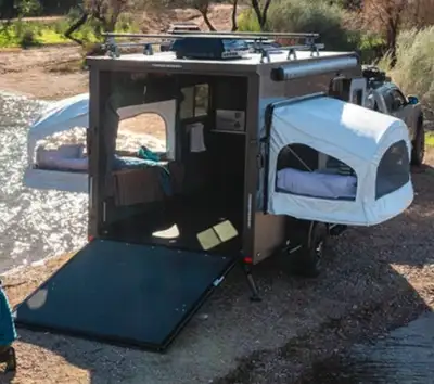 the perfect compact and rugged camper Barely used and in fantastic condition. Key Features: Roof rac...