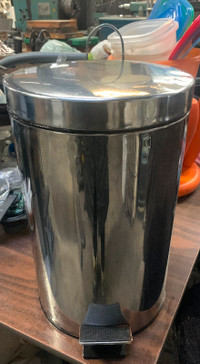 Dust bin stainless steel