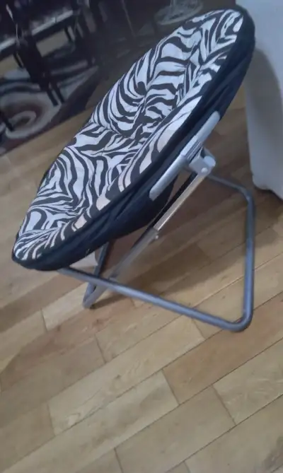Round, portable folding chair, View more