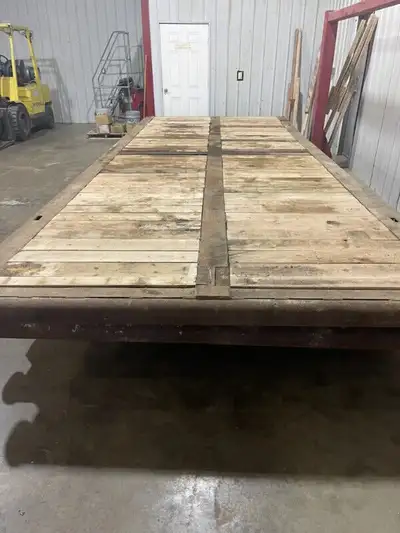 Selling Refurbished 8x40 rig mats. All brand new wood. Used frames have been cleaned up and welded....