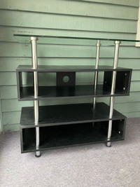 TV stand 31x32x19