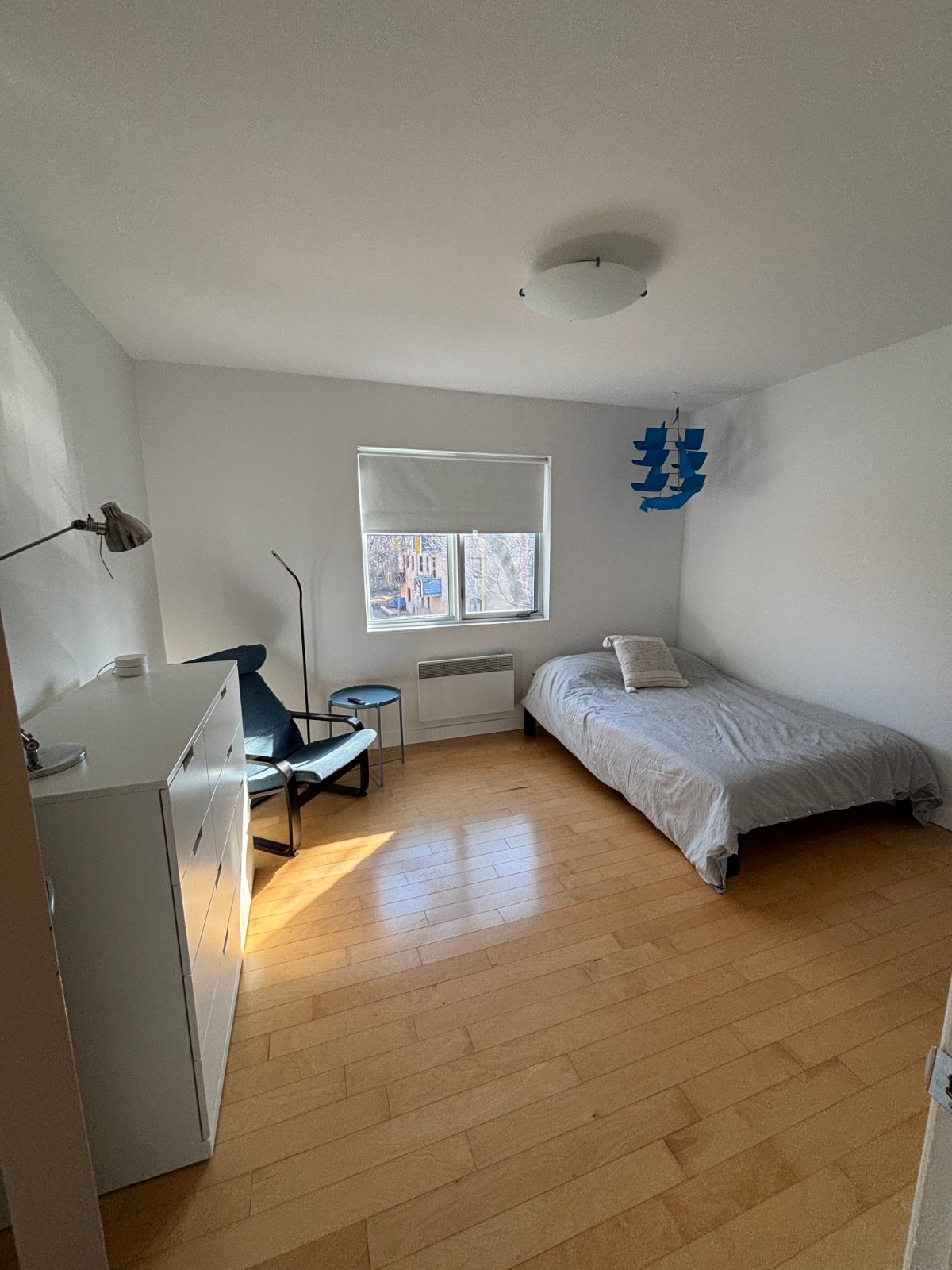 4 1/2 avec electros - vieux Rosemont - disponible immédiatement — photo 2