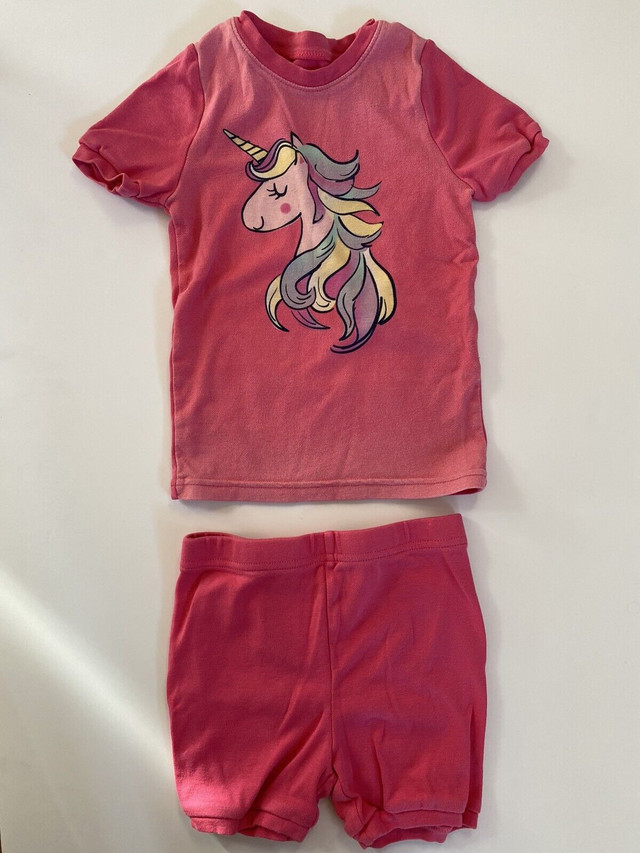 Unicorn PJ’s size T4 in Clothing - 4T in Calgary - Image 2