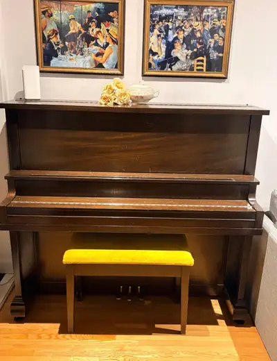 C.W. Lindsay Piano - FREE, View more