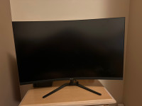 Acer curved monitor 31” 