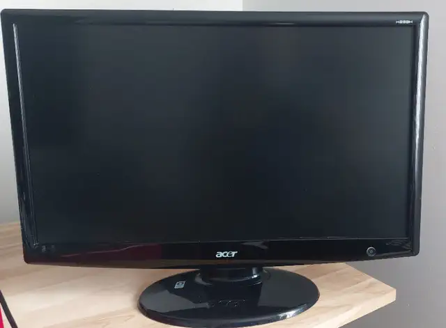 Moniteur Acer 23" HDMI Monitor in Monitors in Laval / North Shore - Image 2