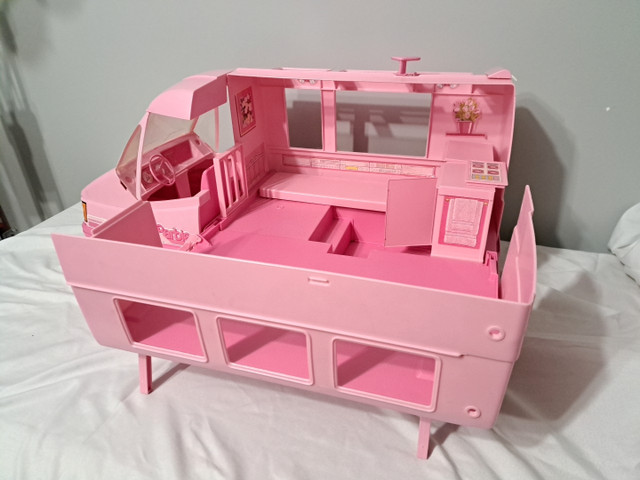 1980s Barbie Dream Van Camper in Arts & Collectibles in Red Deer