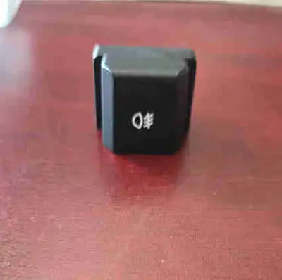 I am offering a fog light button that you install within centre button console on 2021+ Honda Goldwi...
