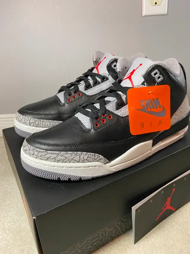 Jordan 3 Black Cement - sz 10.5/11/11.5 in Men's Shoes in Mississauga / Peel Region - Image 3