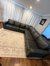 Like-New High End Leather Sectional