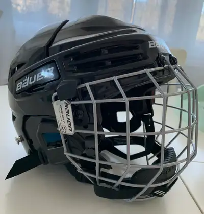 Bauer Prodigy Helmet - Youth, View more