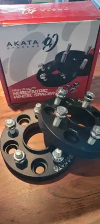 Akata Hubcentric Wheel Spacers