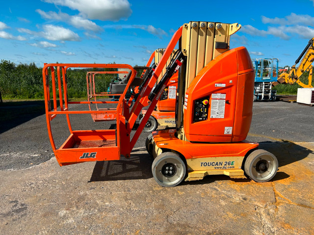 Nacelle JLG TOUCAN 26E Boom Lift articulé Scissor lift Skyjack in Other Business & Industrial in Laval / North Shore
