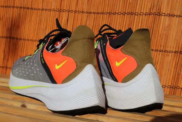 Nike running shoes men’s size US 11 or EU 45 or UK 10 NIKE EXP-X in Men's Shoes in City of Toronto - Image 2