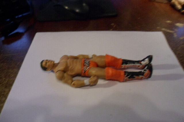 The Miz Wrestling figure wwe wwf mattel 2012 orange Basic Supers dans Art et objets de collection  à Victoriaville - Image 4