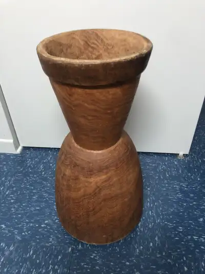 Base en bois de tamtam, View more