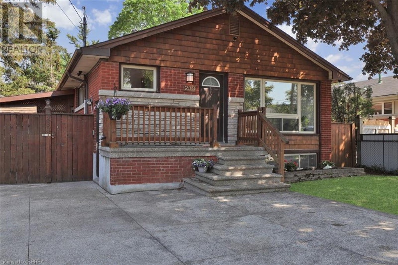 2 Quiet house whole main floor or whole basement for rent Long Term