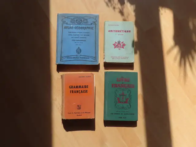 Antique Books559735445201233921