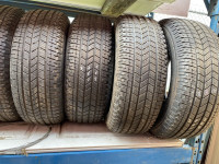 Four Michelin Primacy XC 275/65R18 tires.