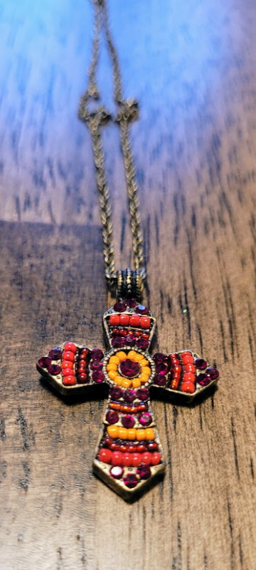 Cross Pendants in Jewellery & Watches in Saskatoon - Image 2