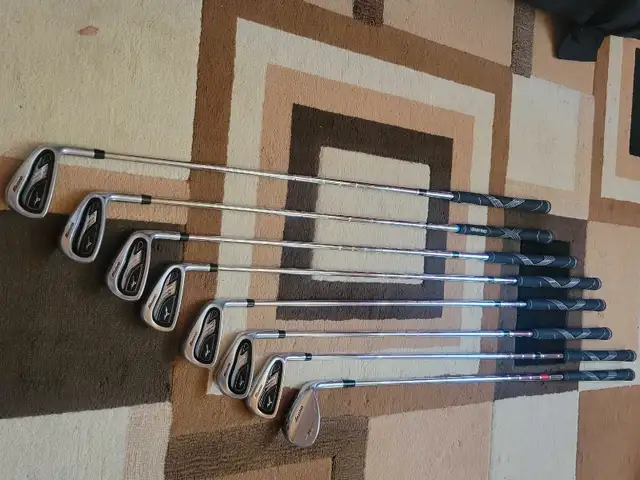 Mizuno iron set 63735875323009120