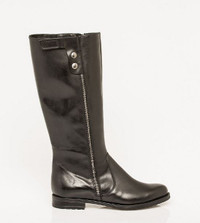 New  Italian-designed genuine leather boots 6.5 bottes en cuir