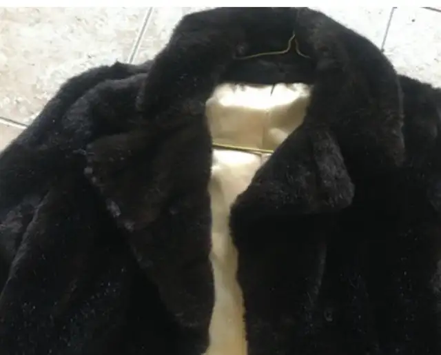 mink coat -small Whitby  in Women's - Tops & Outerwear in Oshawa / Durham Region - Image 4