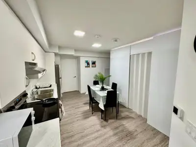 Furnished Room with Private Toilet - 15 Vena Way ($1350 All Inc.) There is a spacious and comfortabl...